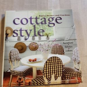 Better Homes and Gardens Cottage Style Decor Hard Bound Book Great Condition